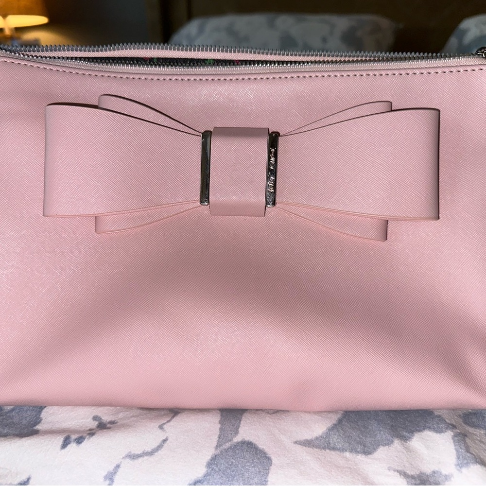 Betsey Johnson large pink wristlet with bow